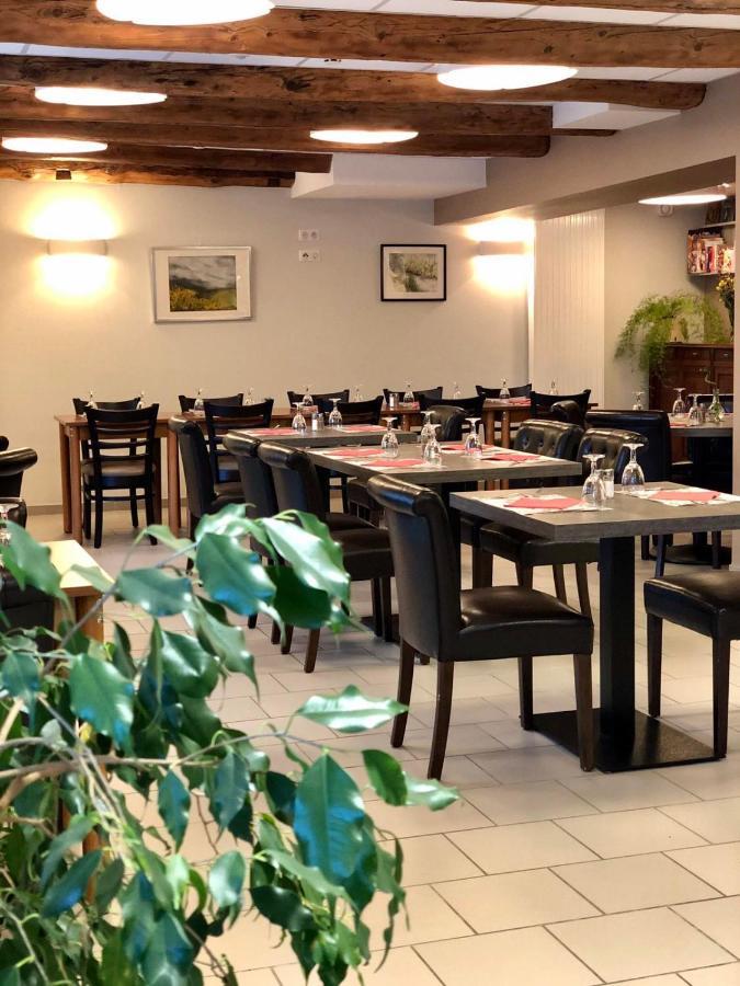 Auberge Du Cezallier Montgreleix 외부 사진