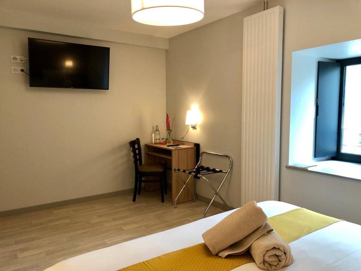 Auberge Du Cezallier Montgreleix 외부 사진