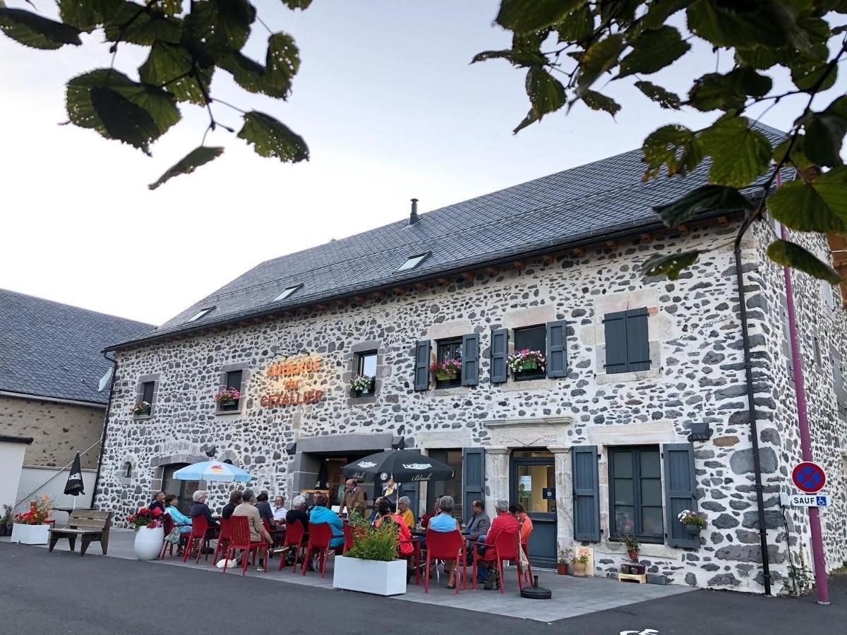 Auberge Du Cezallier Montgreleix 외부 사진
