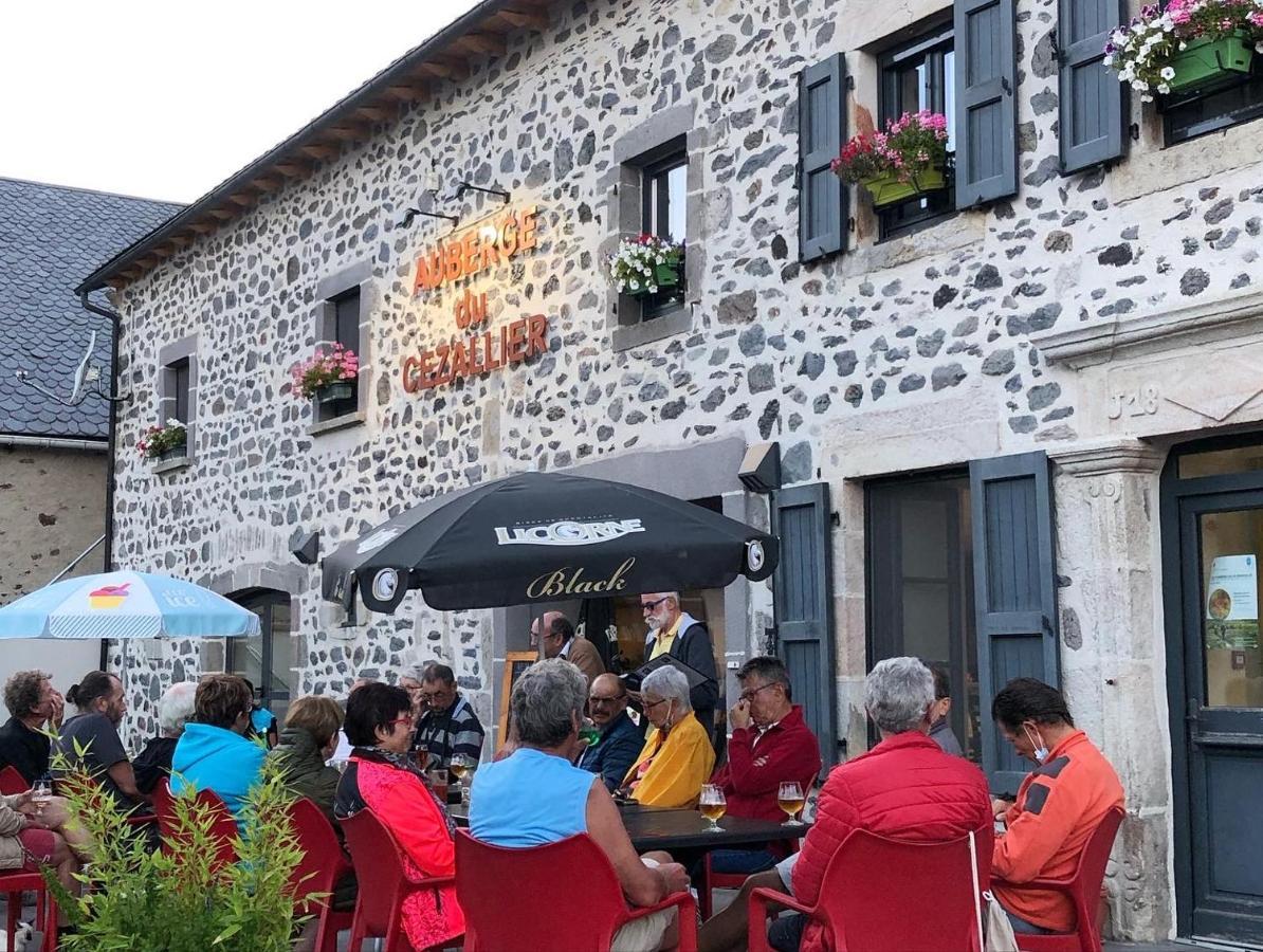 Auberge Du Cezallier Montgreleix 외부 사진