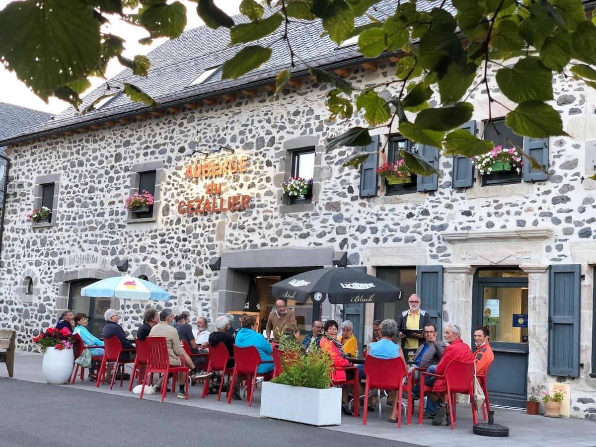 Auberge Du Cezallier Montgreleix 외부 사진